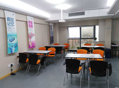 福建省創(chuàng)新元教育咨詢 引領(lǐng)教育信息咨詢新紀元